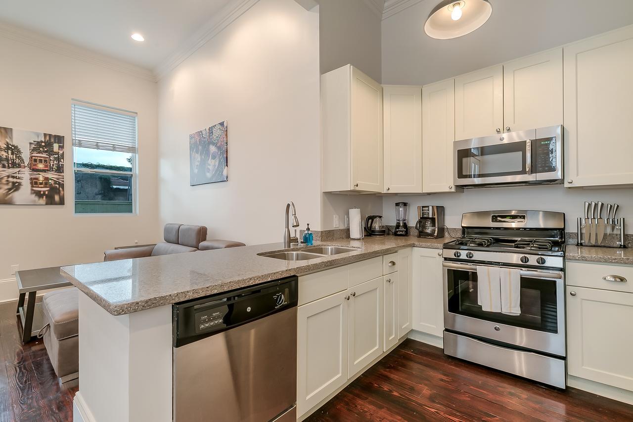 Апартаменты Modern 2Br On Carondelet By Hosteeva Новый Орлеан Экстерьер фото